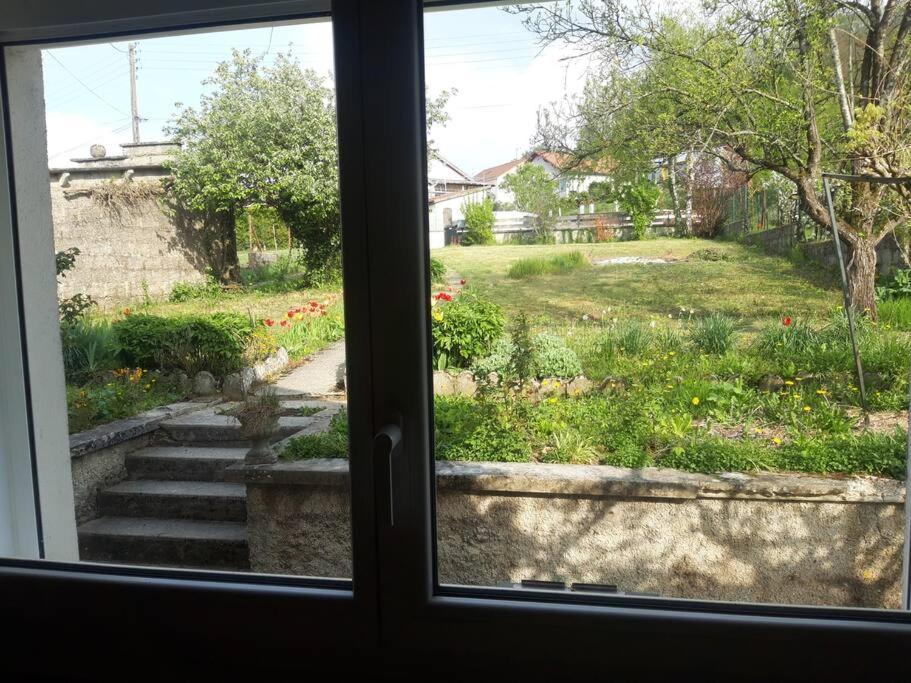 Dun-sur-Meuse Maison Lombardi - Gite 6 Personnes 4 Etoiles מראה חיצוני תמונה